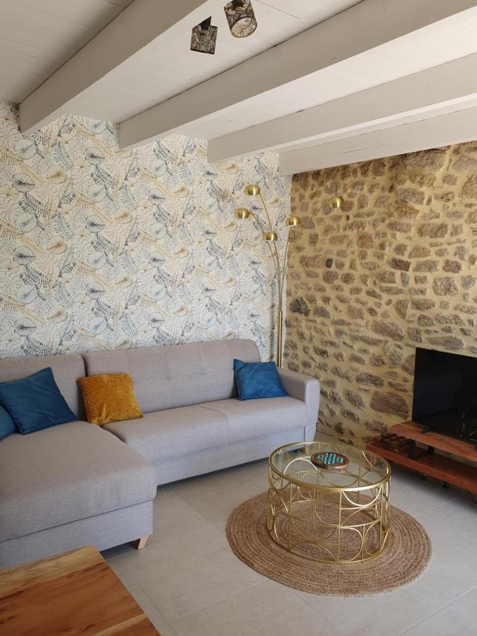 Le Domaine De La Petite Chevre Villa Ploumagoar ภายนอก รูปภาพ
